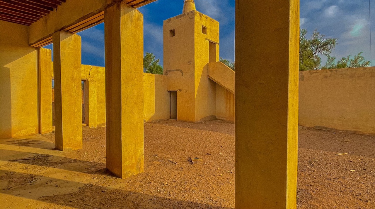 Historic Old Mosque of Al-Baaith